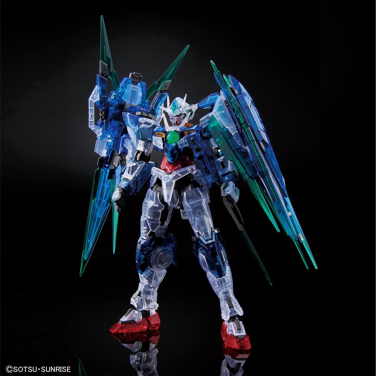 RG 1/144 - Gundam Base Limited - 00 Qan(T) Full Saber (Clear Color)