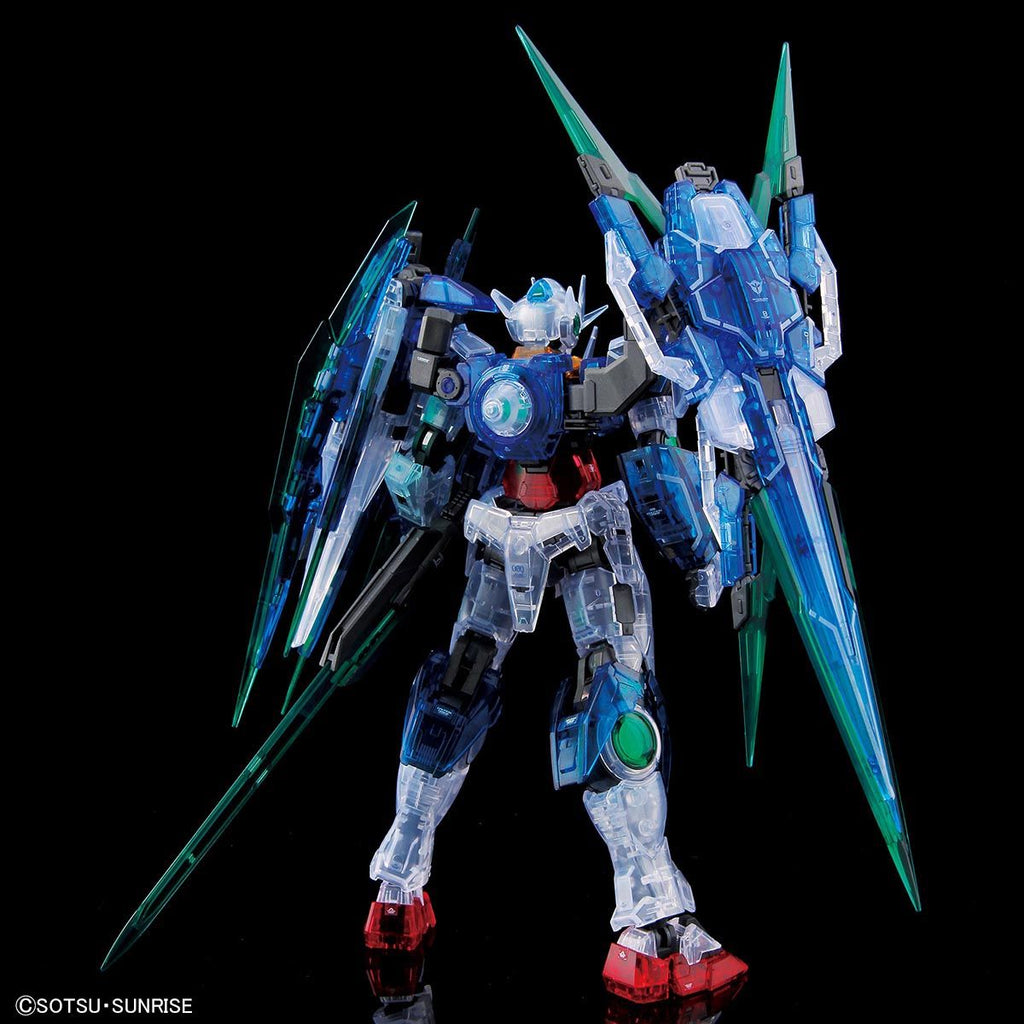 RG 1/144 - Gundam Base Limited - 00 Qan(T) Full Saber (Clear Color)