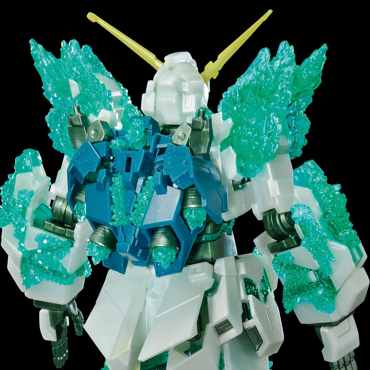 HG 1/144 - Gundam Base Limited - Unicorn Gundam (Luminous Crystal Body)