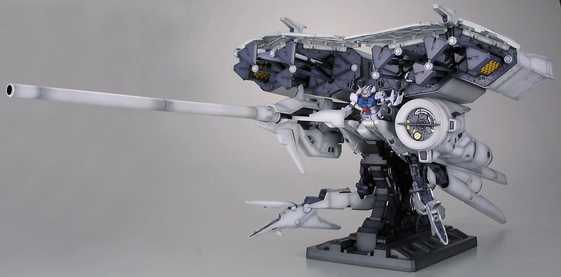 GUNDAM - HGUC 1/144 - RX-78 GP-03 Dendrobium - Model Kit