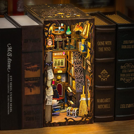 BOOK NOOK KIT - DIY - Pharmacien Magique - 282pc + Eclairage LED - Image 1