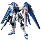 GUNDAM - MG 1/100 - Freedom Gundam 2.0 - image 1