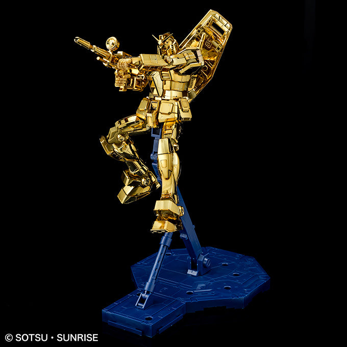 MG 1/100 - Gundam Base Limited - Exclusive Prize RX-78-2 Gundam Ver.3.0 [Gold Coating] - image 2