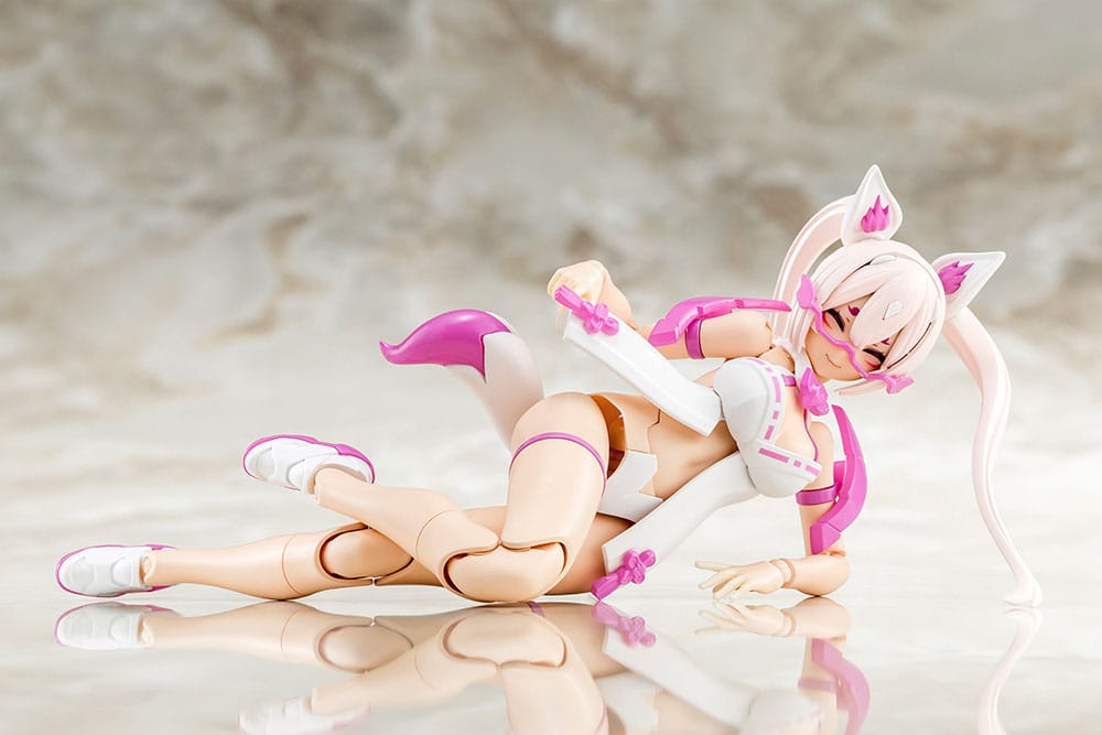 Kotobukiya-Megami Device-Asra Nine-Tails Matsuri