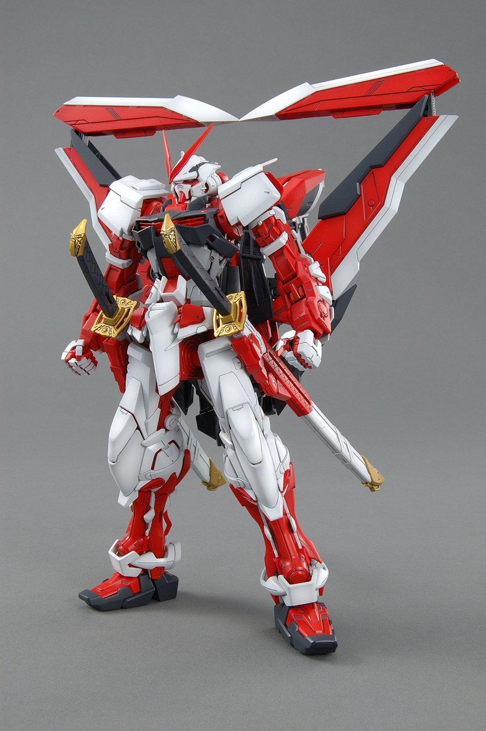 GUNDAM - MG 1/100 - Astray Red Frame Revise
