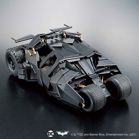 DC COMICS - Batman 1/35 - Batmobile (Batman Begins)